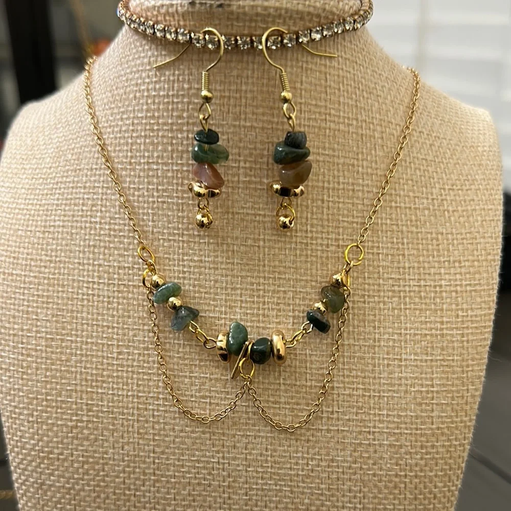 ARTISAN gold and Agate necklace and earrings Jewelry Set